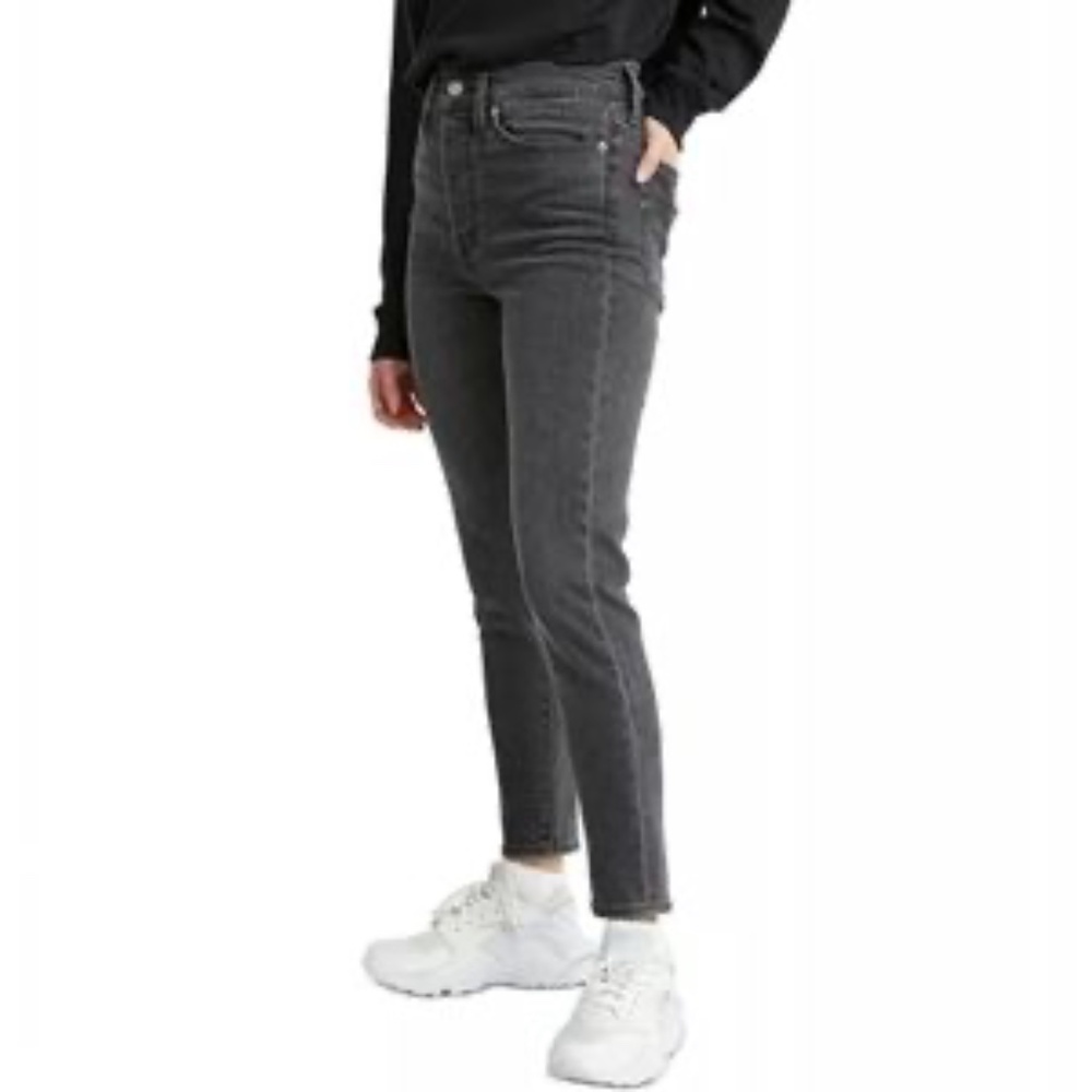 NWT Size 30 Levi’s Women’s Wedgie Skinny Jeans Gray